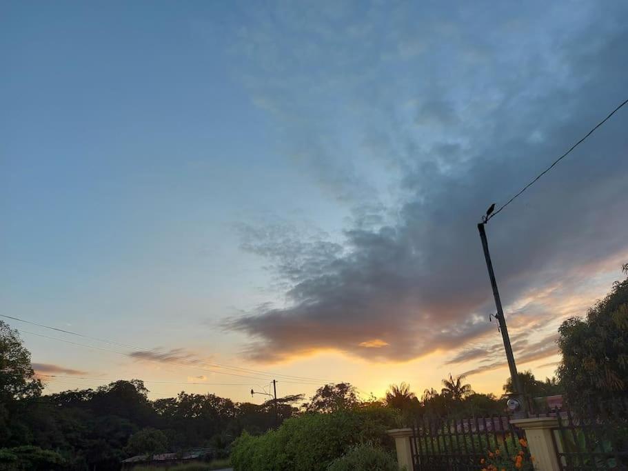 Casa a sólo 5 minutos de Paso Canoas La Cuesta Exterior foto